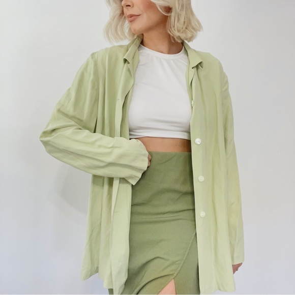 💫 Silk Linen Long Line Button Down Shirt - Picture 1 of 7